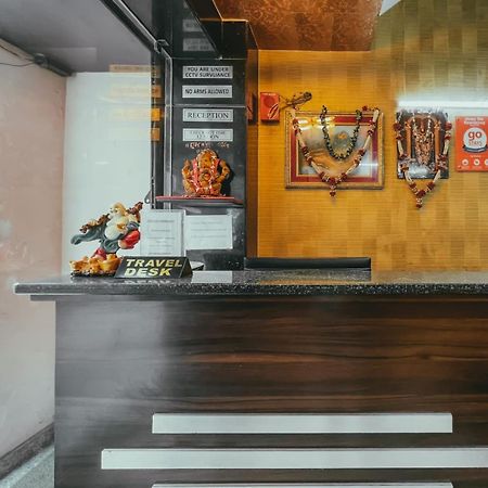 Hotel S L E Residency Waranasi Zewnętrze zdjęcie